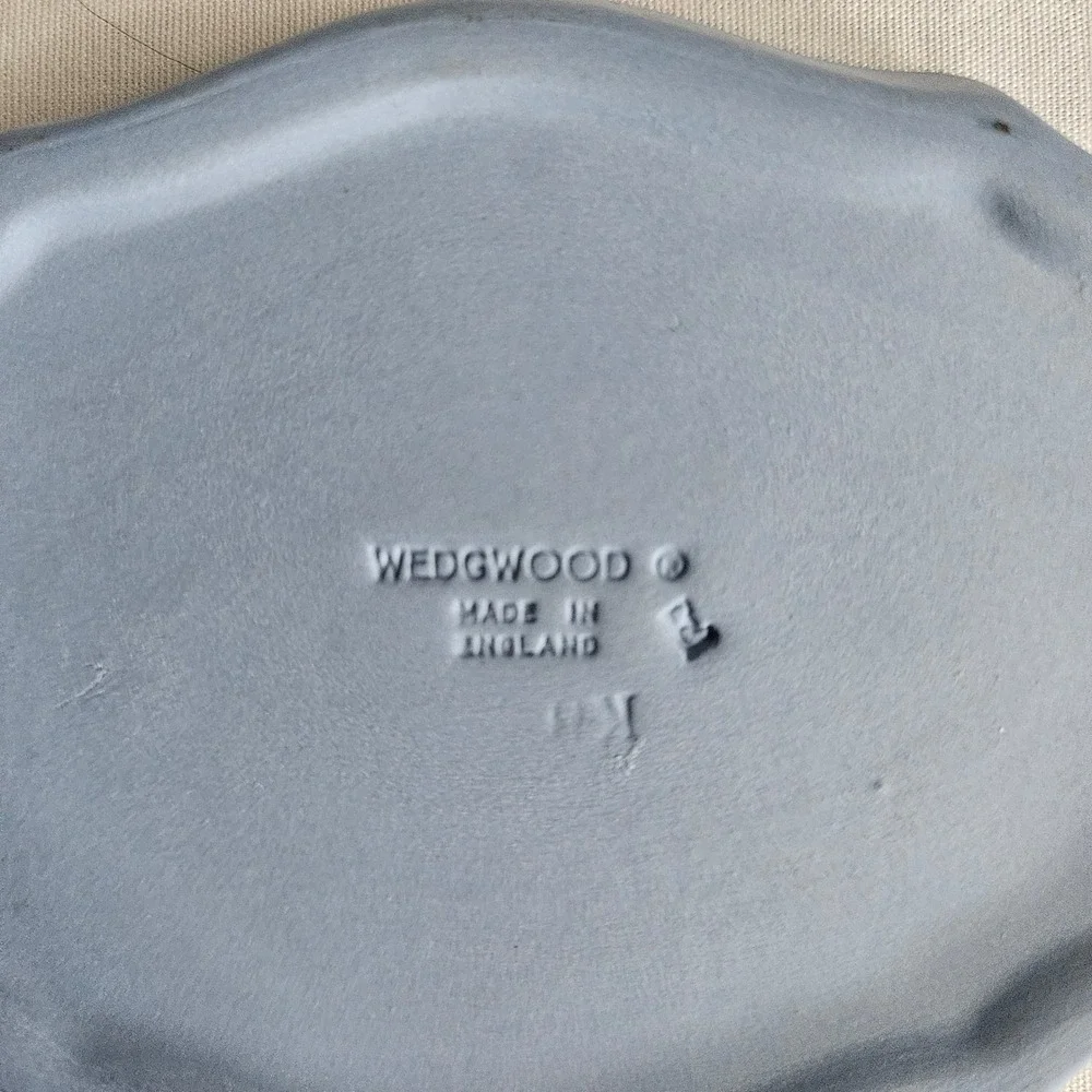 Wedgwood Jasperware Trinket Dish 4.25